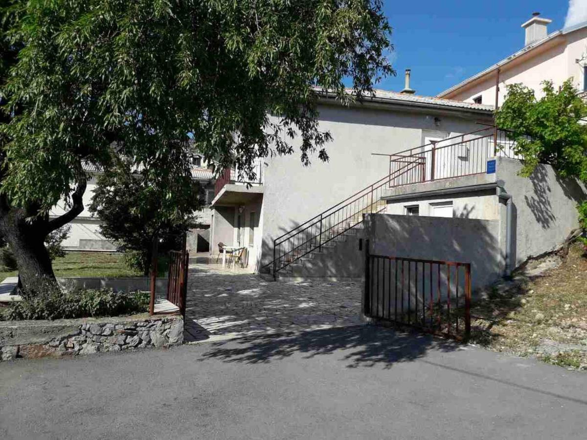 סנג' Apartment Damir מראה חיצוני תמונה